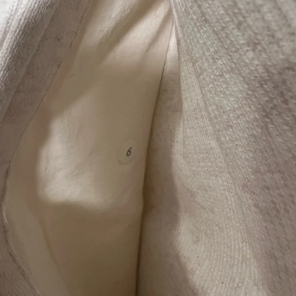 Lululemon Radiant Jacket Heathered Oatmeal - Size 6 - Picture 2 of 12